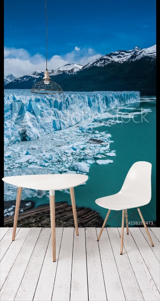 Picture of Perito Moreno glacier in a sunny day